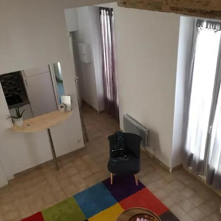 Centre H2 Arenes Charme Rooftop * Nîmes