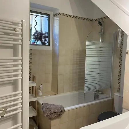 Centre H2 Arenes Charme Rooftop * Nîmes